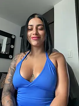 AlannaEvons online show from February 2026 07:40:01 PM