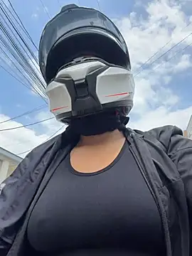 AlannaEvons online show from March 2026 06:47:01 PM