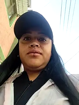 Snapshot of -Mia1 chatting on September 2025 01:26:02 PM -Mia1 online show from September 2025 01:26:02 PM