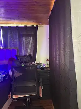 Snapshot of CoraVibes chatting on October 2025 08:02:02 PM CoraVibes online show from October 2025 08:02:02 PM