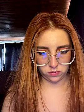 Snapshot of CoraVibes chatting on October 2025 12:17:02 PM CoraVibes online show from October 2025 12:17:02 PM