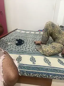 Snapshot of jully-jully chatting on October 2025 04:33:01 AM jully-jully online show from October 2025 04:33:01 AM