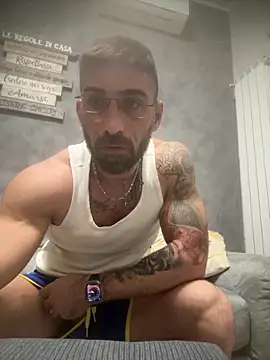 GmGit online show from November 2025 03:19:01 AM