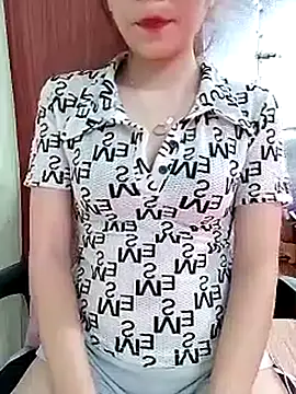 Snapshot of MyMy08 chatting on November 2025 03:03:02 PM MyMy08 online show from November 2025 03:03:02 PM