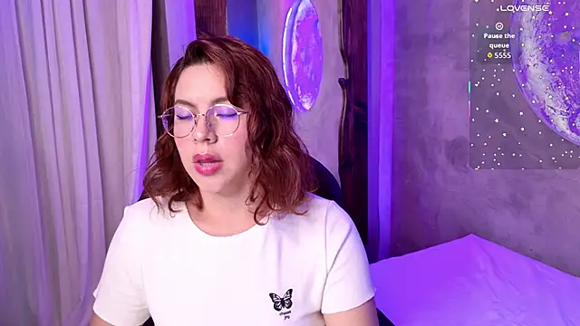 Celineblossom  online show from October 2025 04:41:01 PM