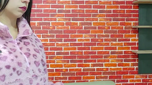 Sophi Thaylorr online show from September 2025 12:59:02 PM