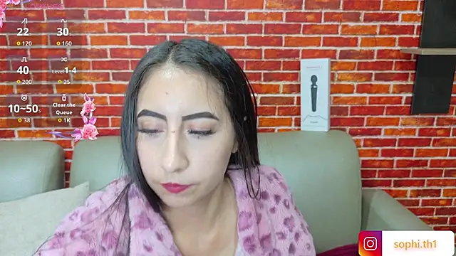 Sophi Thaylorr online show from September 2025 01:00:02 PM