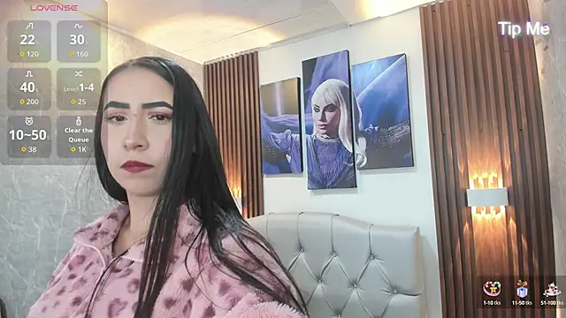 Sophi Thaylorr online show from October 2025 12:56:02 PM