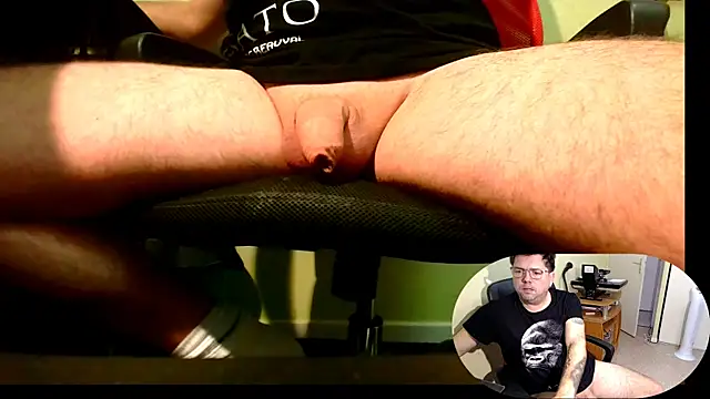 blueandwhite1 online show from November 2025 10:23:01 AM