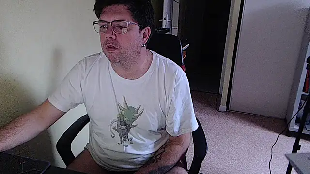 blueandwhite1 online show from December 2025 02:46:01 PM