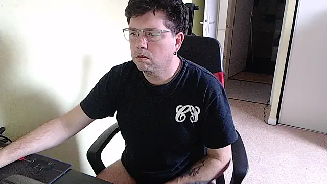 blueandwhite1 online show from February 2026 03:19:01 PM