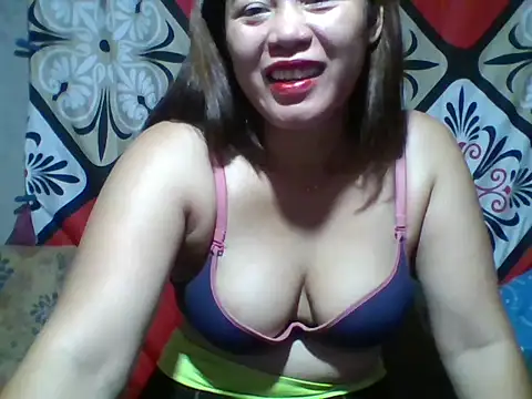 Snapshot of ManilaSunset_Palangga chatting on April 2026 10:34:02 PM ManilaSunset Palangga online show from April 2026 10:34:02 PM
