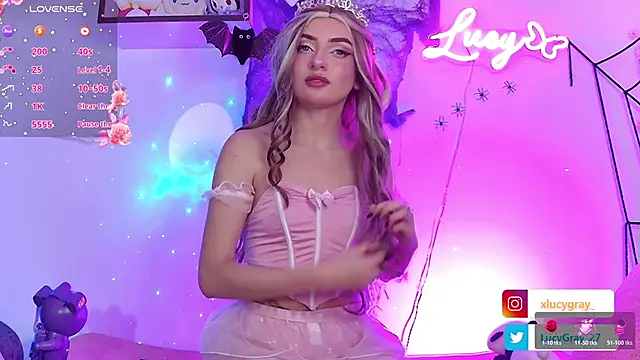 LucyGray online show from October 2025 05:30:01 AM