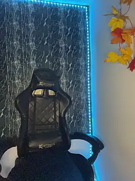 Alejandro BigCock22 online show from November 2025 06:47:01 AM