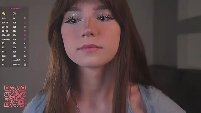 DreamyDaisy online show from November 2025 07:36:02 PM