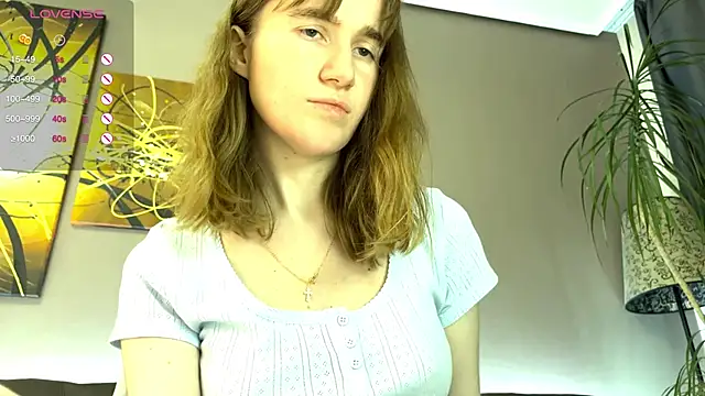 Snapshot of velina__ chatting on September 2025 06:42:01 PM velina online show from September 2025 06:42:01 PM