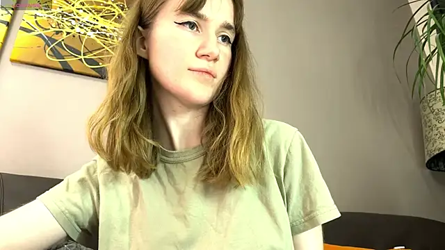 velina   online show from November 2025 08:44:01 PM