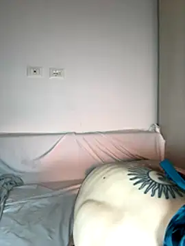 flowermadness online show from November 2025 01:36:01 PM