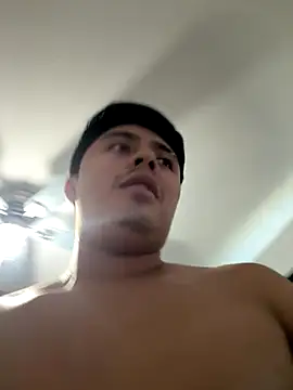 Snapshot of Atrevido_69_4K chatting on December 2025 05:21:02 PM Atrevido 69 4K online show from December 2025 05:21:02 PM