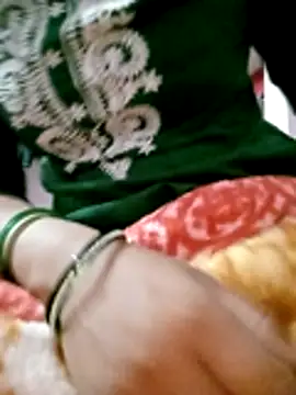 Snapshot of Hot_tin74 chatting on November 2025 05:24:01 PM Hot tin74 online show from November 2025 05:24:01 PM