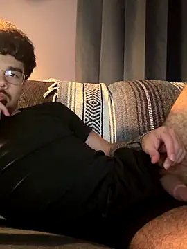 Snapshot of bigbrownpleasure chatting on September 2025 01:51:02 AM bigbrownpleasure online show from September 2025 01:51:02 AM