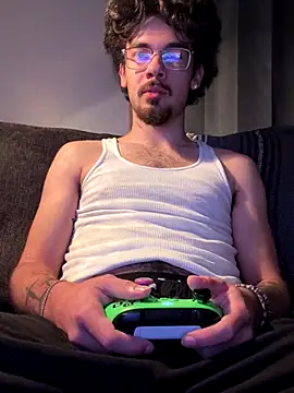 Snapshot of bigbrownpleasure chatting on November 2025 03:23:02 AM bigbrownpleasure online show from November 2025 03:23:02 AM