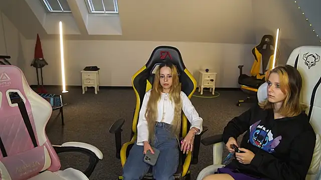 Snapshot of _Lili_054 chatting on September 2025 10:42:01 AM  Lili 054 online show from September 2025 10:42:01 AM