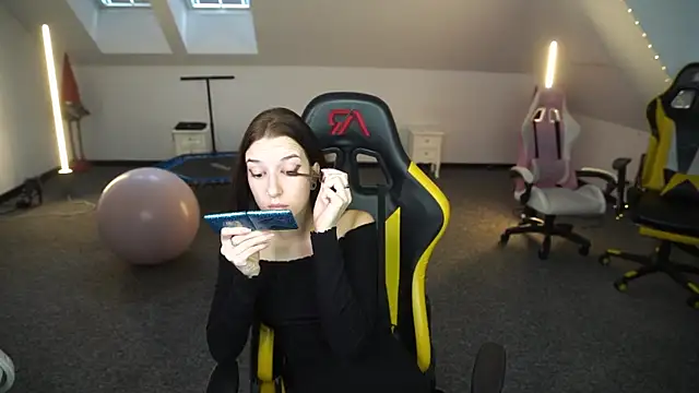 Snapshot of _Lili_054 chatting on October 2025 10:25:01 AM  Lili 054 online show from October 2025 10:25:01 AM