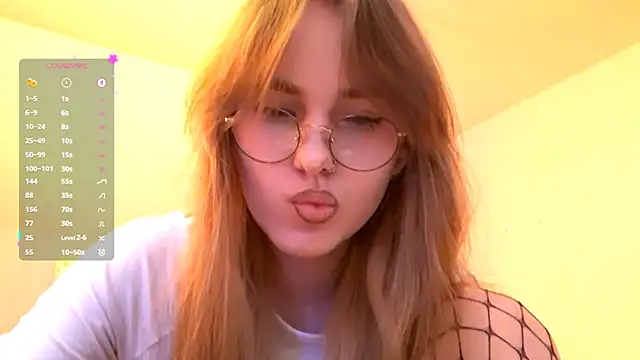 SiIver Dawn online show from October 2025 01:10:01 PM