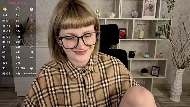 EchoBloom online show from October 2025 10:40:02 AM