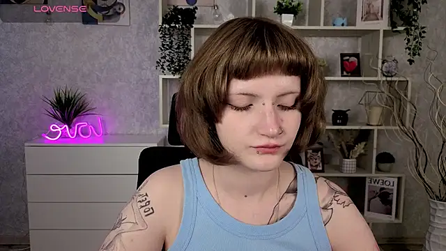 EchoBloom online show from October 2025 10:54:02 AM