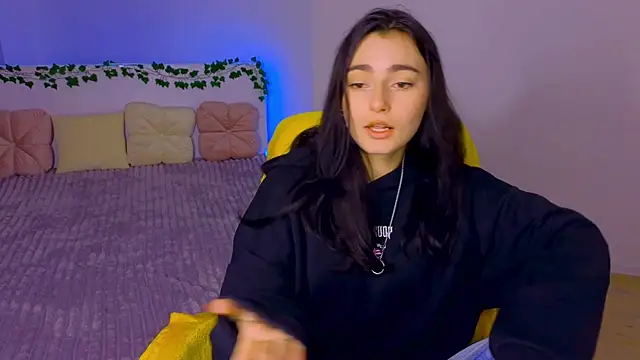 Andres sssss online show from October 2025 04:15:02 PM