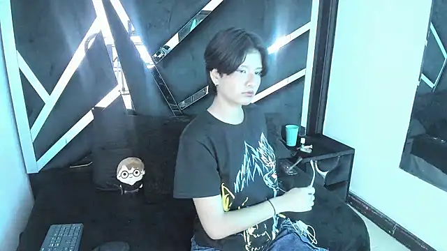 Snapshot of natsumiht chatting on October 2025 05:16:02 AM natsumiht online show from October 2025 05:16:02 AM