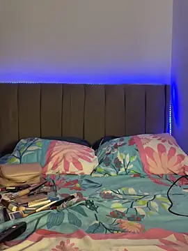 AYTANA CORBERO online show from October 2025 08:00:02 PM