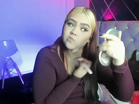 im bunny   online show from November 2025 11:56:02 AM