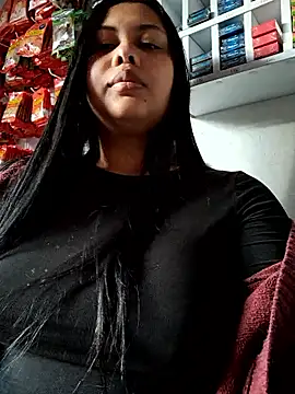 Alessandraa- online show from October 2025 09:44:01 PM