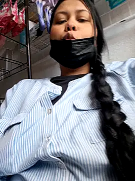 Alessandraa- online show from November 2025 02:57:02 PM