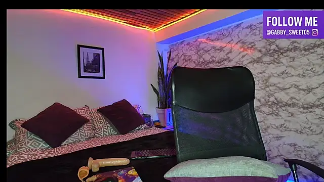 Gabbysweet0 online show from November 2025 10:41:02 PM