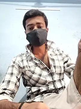 Snapshot of GirlsCrush_ chatting on November 2025 09:07:02 AM GirlsCrush online show from November 2025 09:07:02 AM