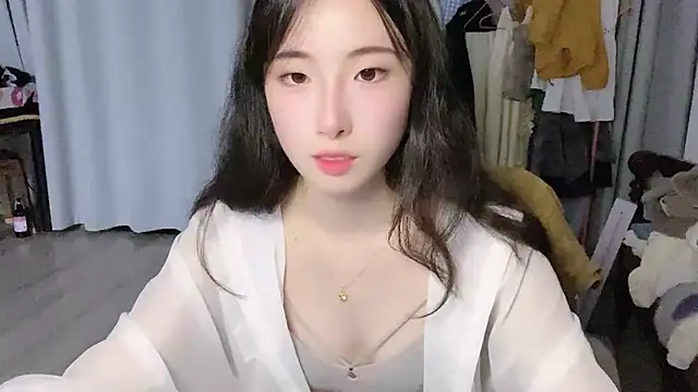 Snapshot of Freya7777 chatting on September 2025 03:45:01 PM Freya7777 online show from September 2025 03:45:01 PM