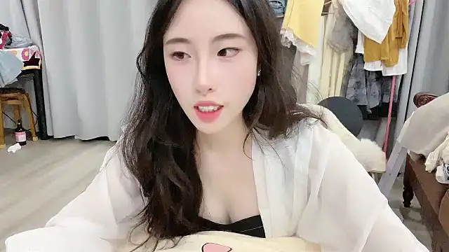 Snapshot of Freya7777 chatting on September 2025 01:57:02 PM Freya7777 online show from September 2025 01:57:02 PM