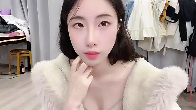 Snapshot of Freya7777 chatting on October 2025 01:43:02 PM Freya7777 online show from October 2025 01:43:02 PM