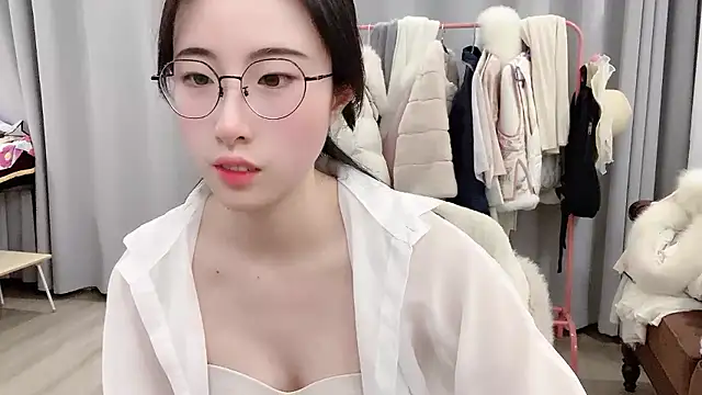 Freya7777 online show from January 2026 02:32:01 PM