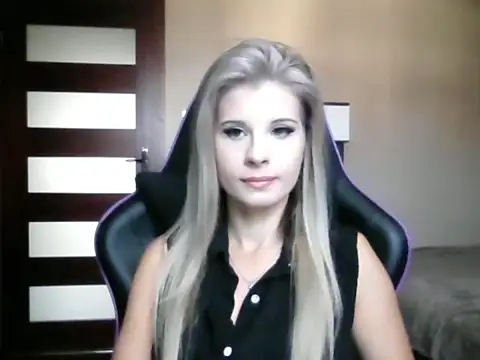 KristineGlow online show from September 2025 06:15:02 AM