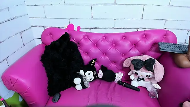 SafiroAgataaa online show from October 2025 08:40:02 PM