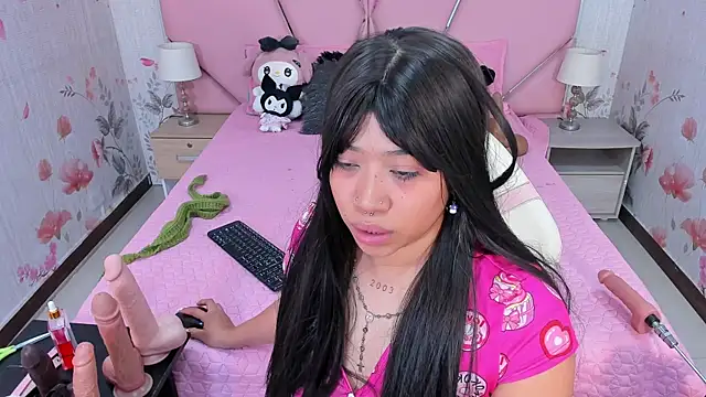 SafiroAgataaa online show from October 2025 09:59:02 PM