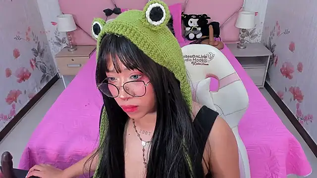 SafiroAgataaa online show from October 2025 08:31:02 AM