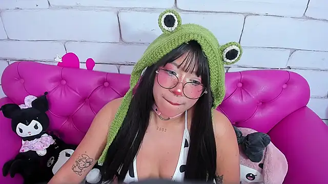 SafiroAgataaa online show from November 2025 11:59:02 PM