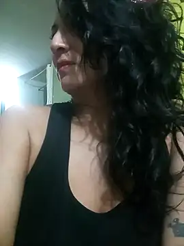 Snapshot of ivonne_9 chatting on September 2025 01:31:02 AM ivonne 9 online show from September 2025 01:31:02 AM