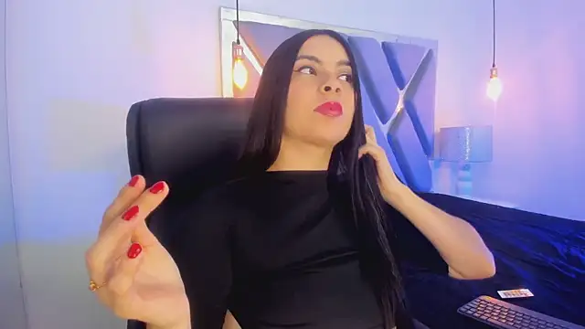 AnniEsstone online show from October 2025 01:09:01 PM